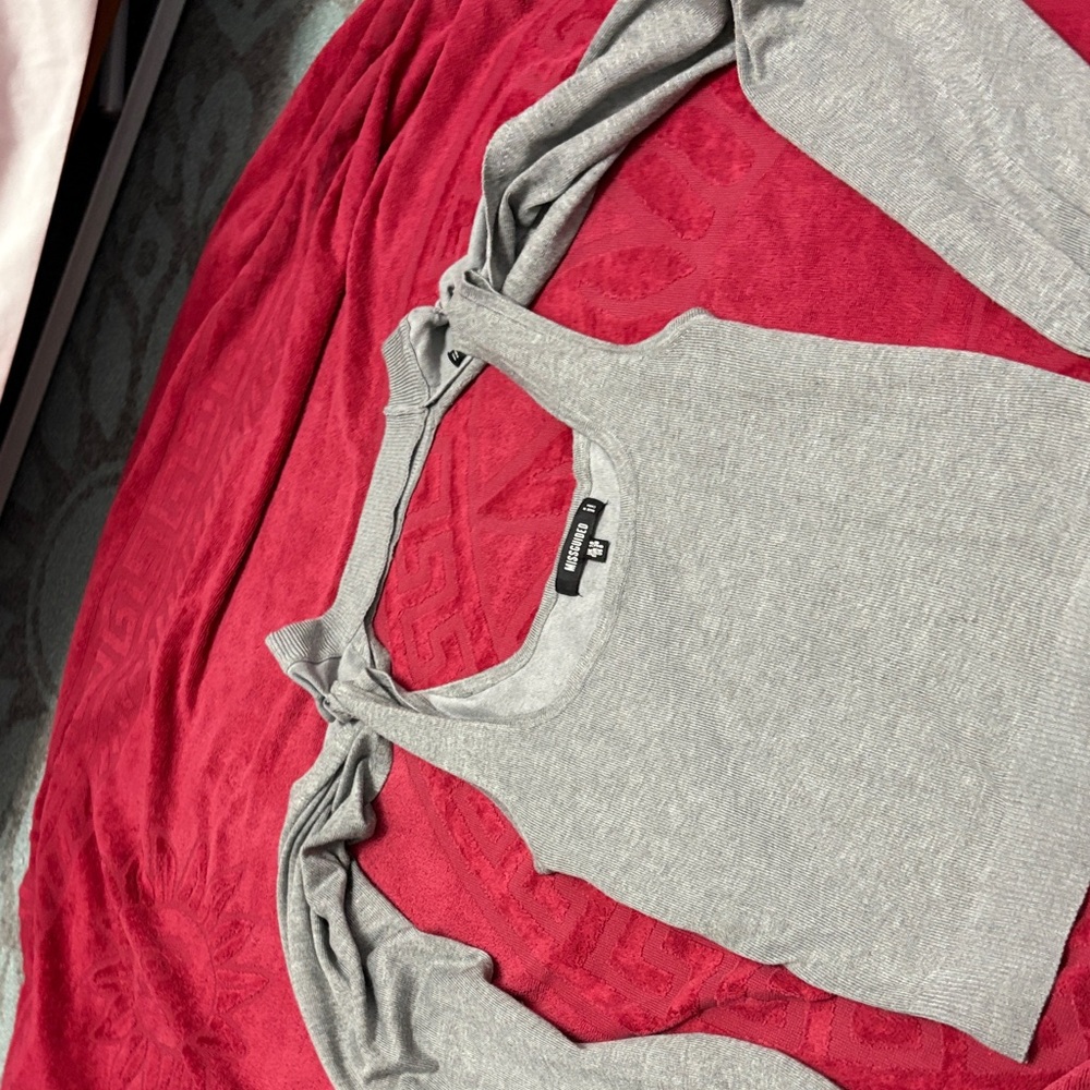 Missguided Gray Women's Sweater Tank Top with sleeve attached.